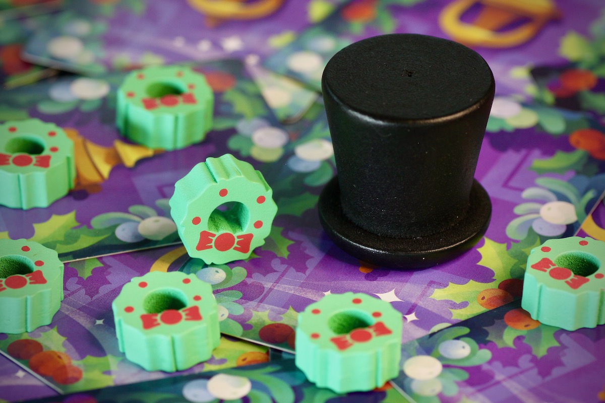 Ghosts of Christmas Upgraded Components - wooden wreaths and tophat